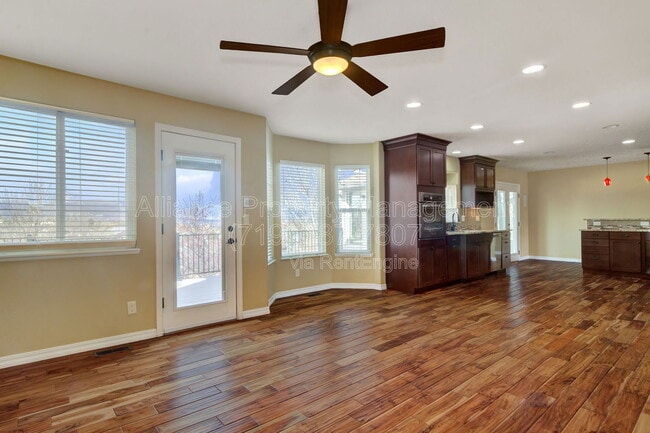 Building Photo - 6160 Bestview Way