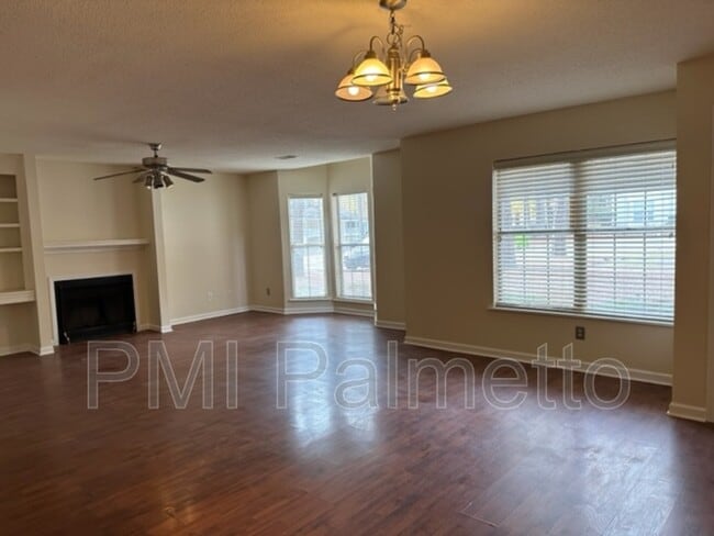 Building Photo - 61 Battery Walk Ct