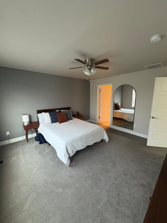 Master bedroom - 12197 Claude Ct