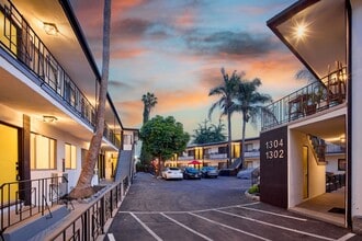 Building Photo - 1300 W Olive Ave