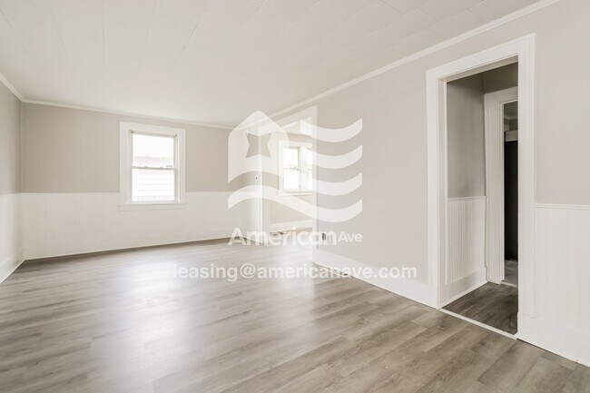 Foto del edificio - 1115 E Dayton St