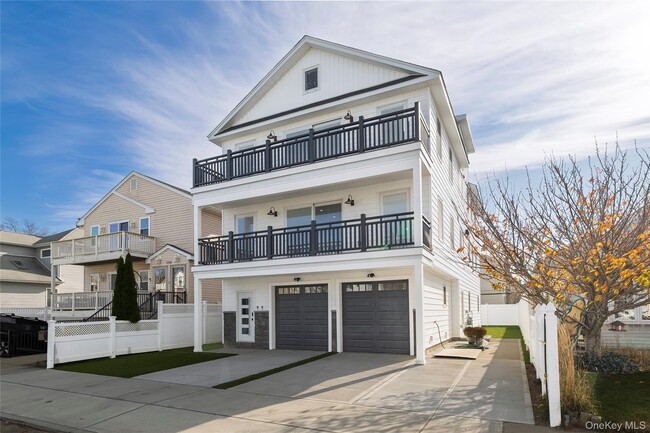 Building Photo - 550 E Harrison St