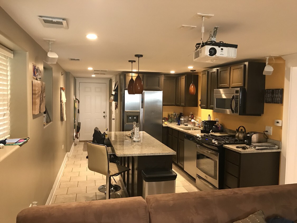 Foto principal - 4435 N Lowell Ave