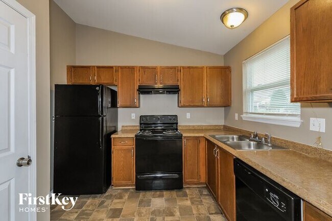 Foto del edificio - 656 Glenshee Dr
