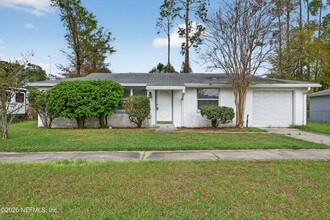 Building Photo - 726 Perryman Ln W