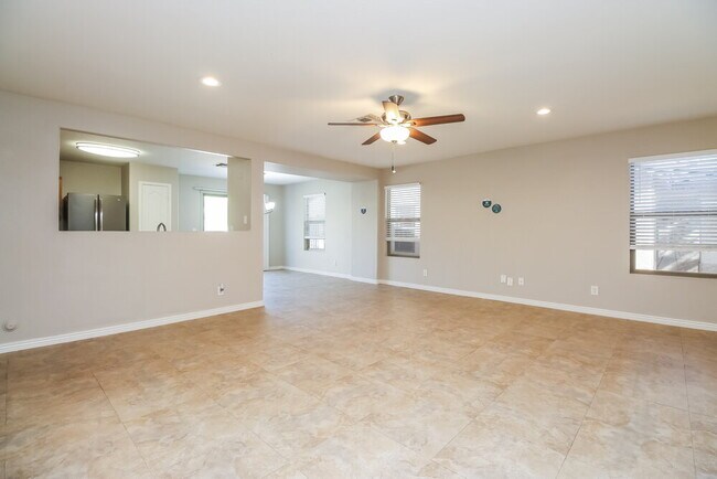 Foto del edificio - 8502 E Kiowa Ave