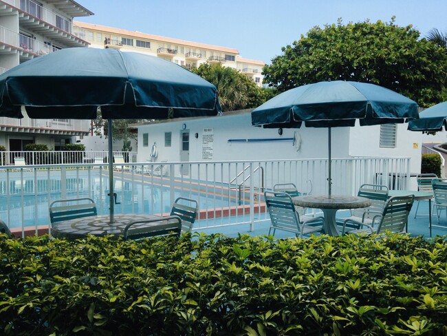 Foto del edificio - 3500 S Ocean Blvd