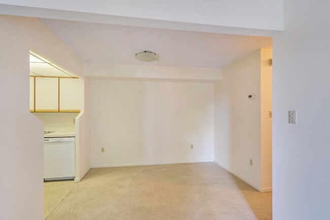 Building Photo - 134 Turtle Creek Rd