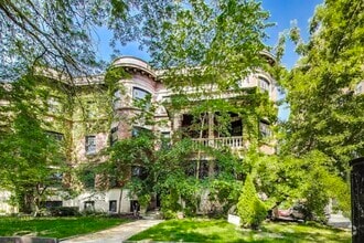 Building Photo - 5502 S Hyde Park Blvd