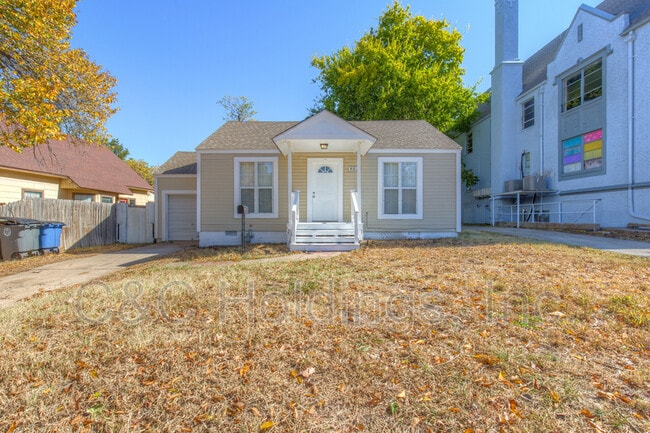 Building Photo - 403 S Pittsburg Ave