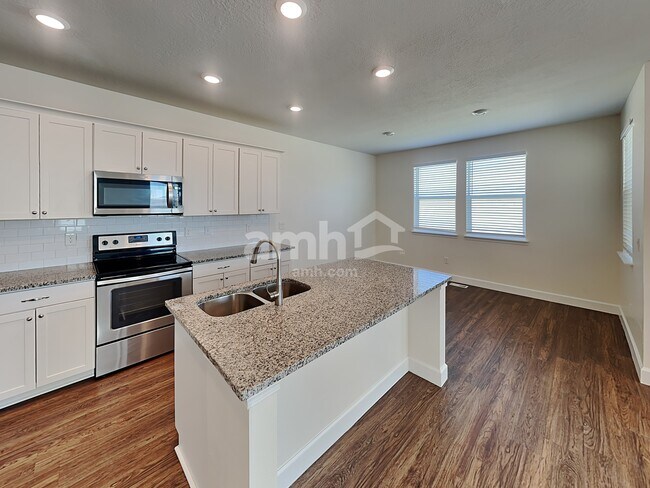 Foto del edificio - 4428 Poplar St