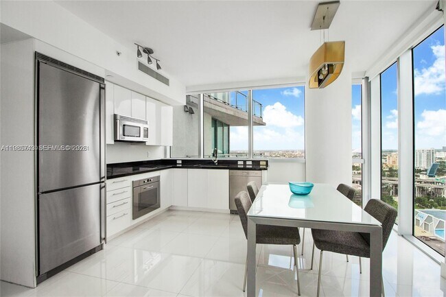 Foto del edificio - 92 SW 3rd St