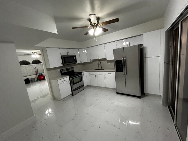 Foto del edificio - 5403 W 22nd Ct