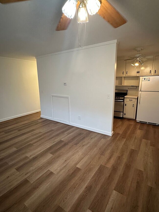 Foto del edificio - 722 Holly St