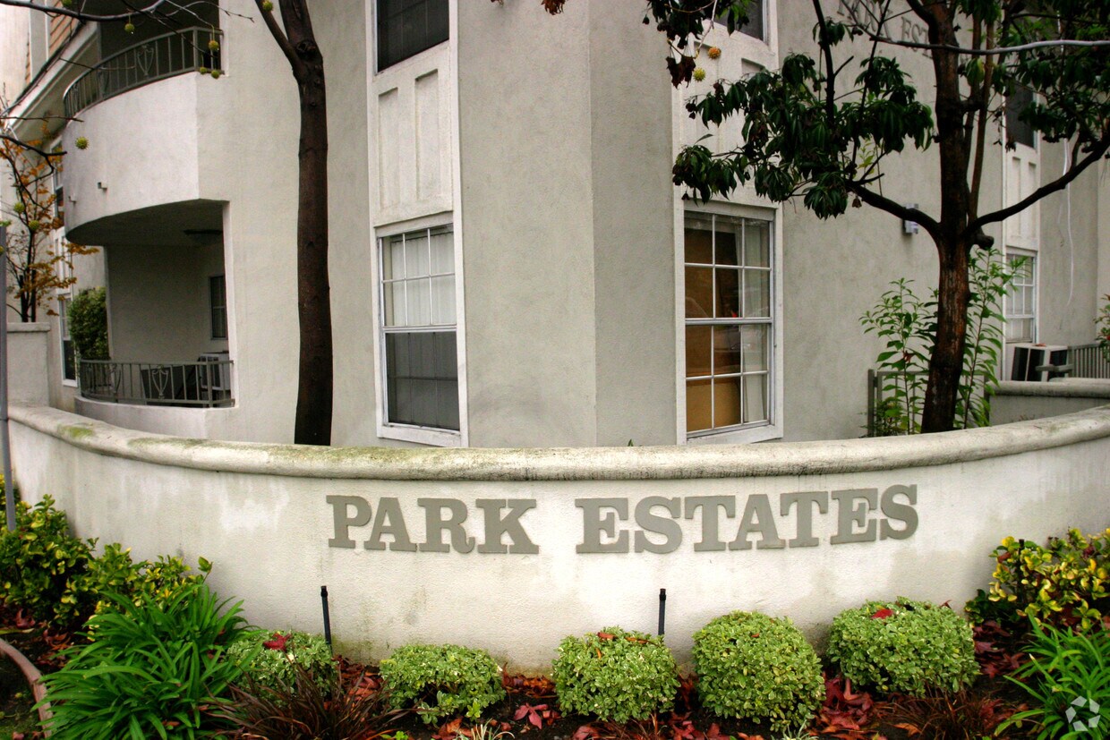 Foto del edificio - Park Estates