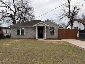 Building Photo - 1926 Bayside St