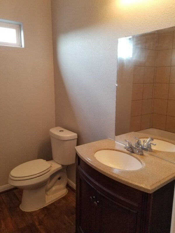 Building Photo - 8704 Torcello St