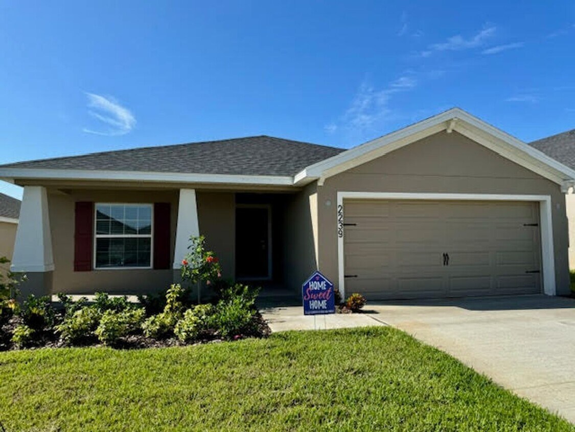 Primary Photo - Brand New Single Family 4/2 in Astonia, Da...