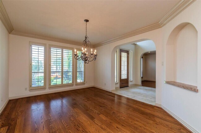 Building Photo - 2307 Bayou Mist Ct