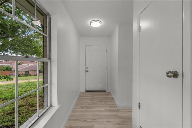 Building Photo - 8835 Township Ct