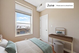Building Photo - Private bedroom in 3 bed/1 bath Home