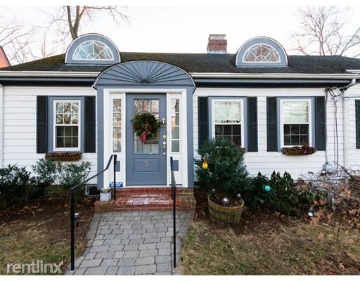 4 br, 2 bath - 5 Leland Rd 5 Leland road - 4 br, 2 bath  - 5 Leland Rd 5 Leland road