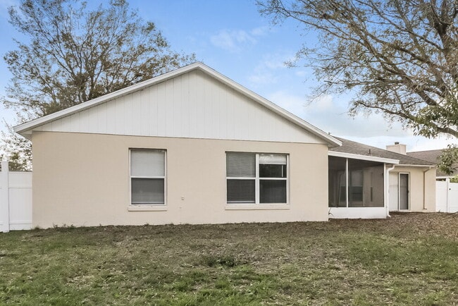 Building Photo - 103 Montclair Way