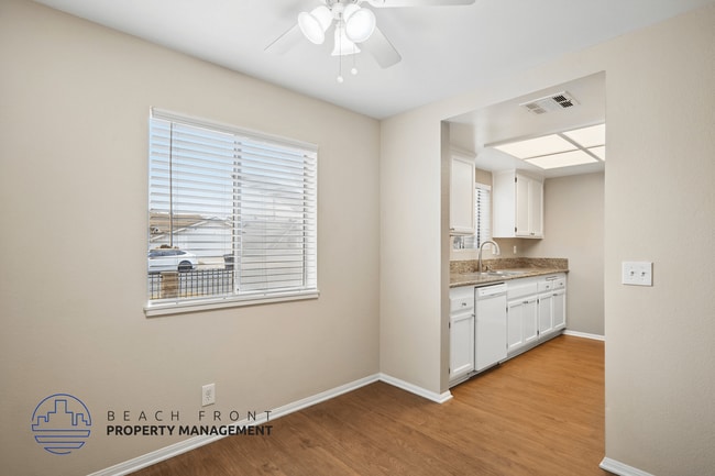 Foto del edificio - 11500 E 215th St