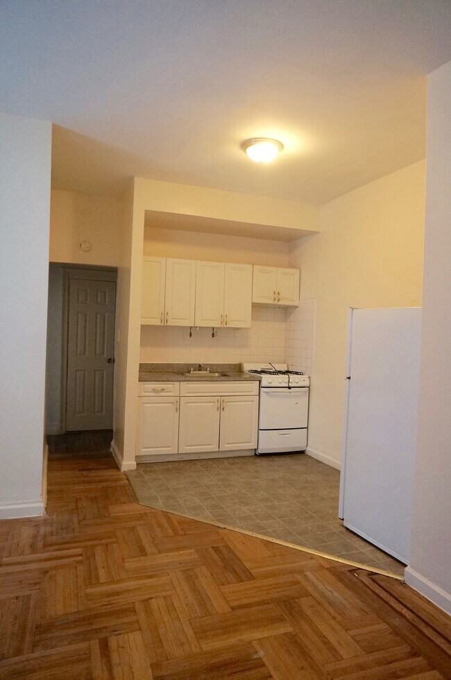 Foto del edificio - 6801 19th Ave