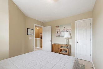 Building Photo - 236 Merchants Dr