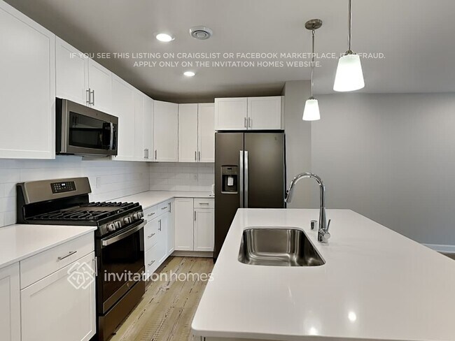 Foto del edificio - 10926 Zest St NE