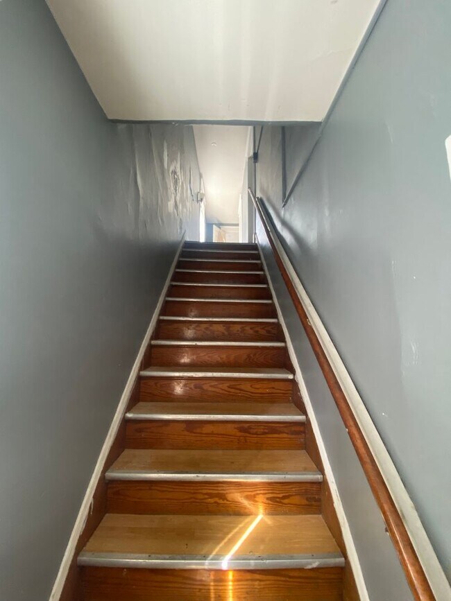 Foto del edificio - 156 Warner St