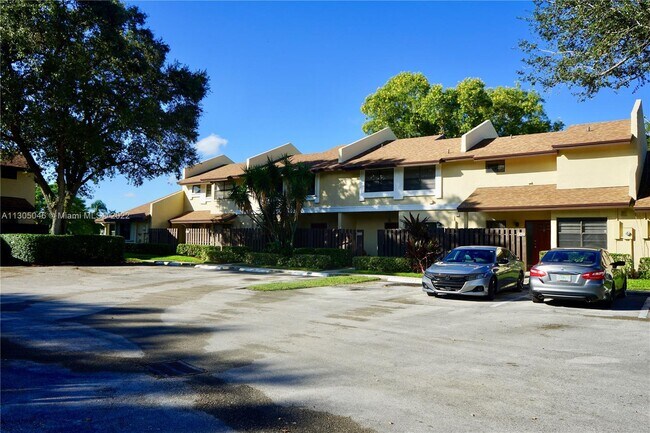 Foto del edificio - 290 SW 97th Ave