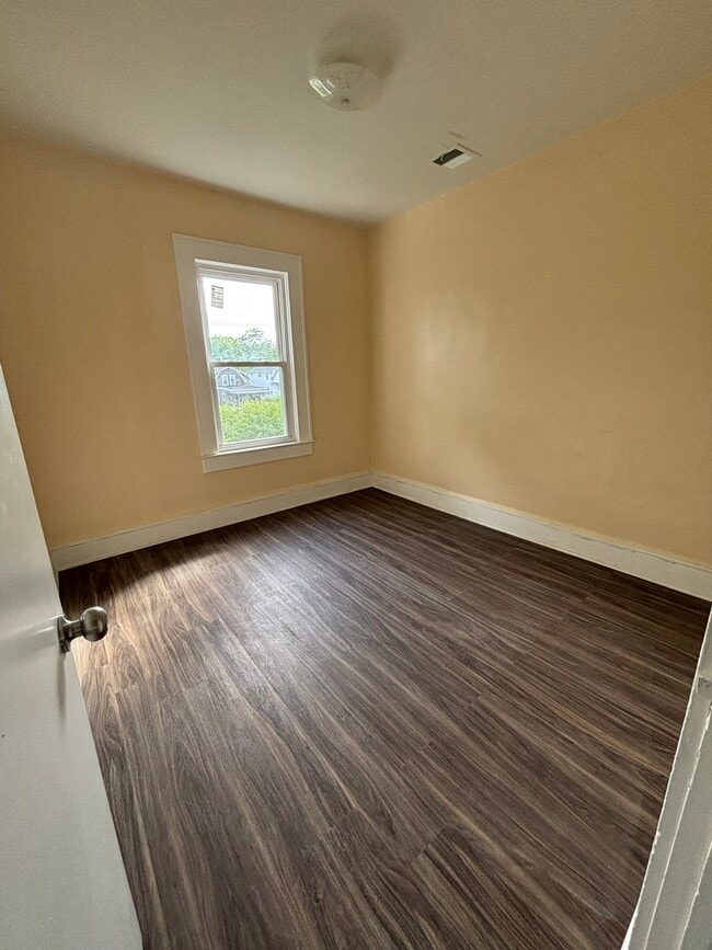 Bedroom 1 - 479 Centre St