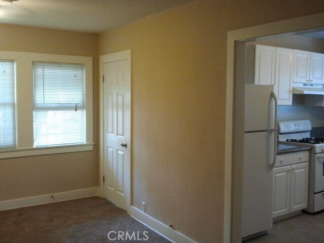 Foto del edificio - 1329 W 37th Dr
