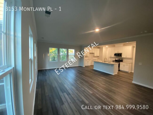 Foto del edificio - 3153 Montlawn Pl