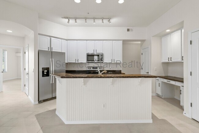 Foto del edificio - 11000 N 77th Pl