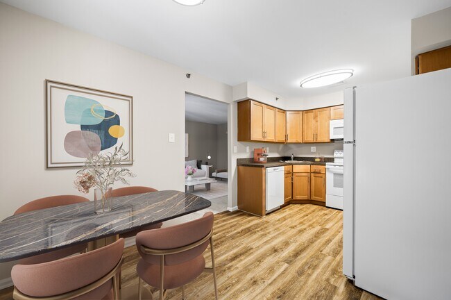 Foto del edificio - Chaddwell Apartments