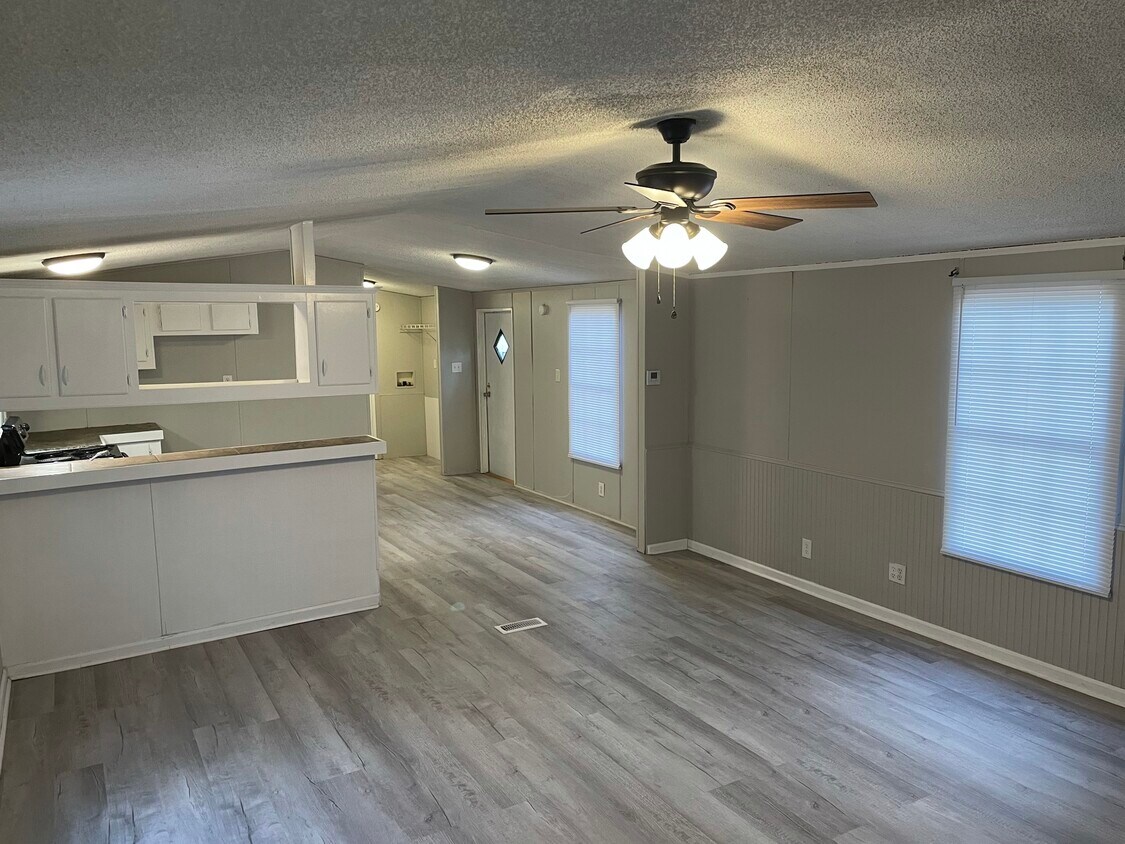 9655 Ann Ln, Bastrop, LA 71220 House Rental in Bastrop, LA