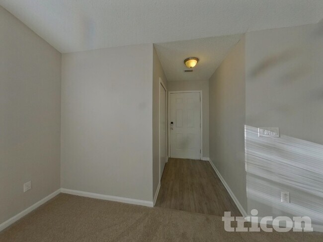 Foto del edificio - 8168 Fort Lee Trail