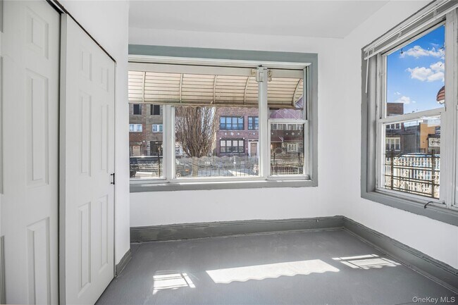 Foto del edificio - 1260 Evergreen Ave