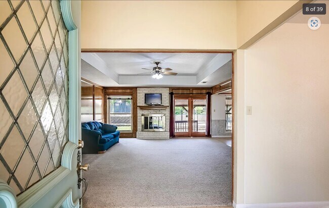 Foto del edificio - 2005 Magic Hill Dr