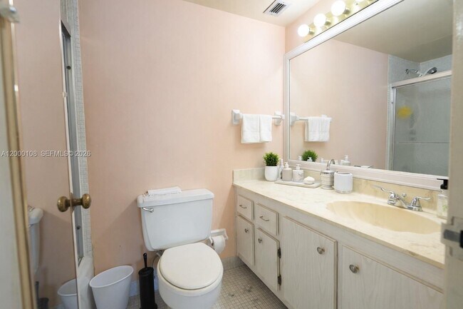 Foto del edificio - 3800 S Ocean Dr