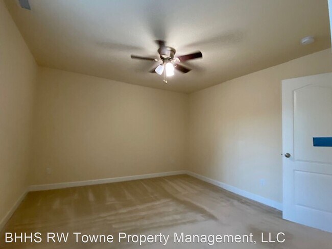 Building Photo - 4 br, 2.5 bath House - 320 Whitehurst Landing
