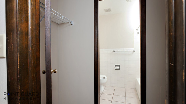 Building Photo - Amidon Place Apartments - 309