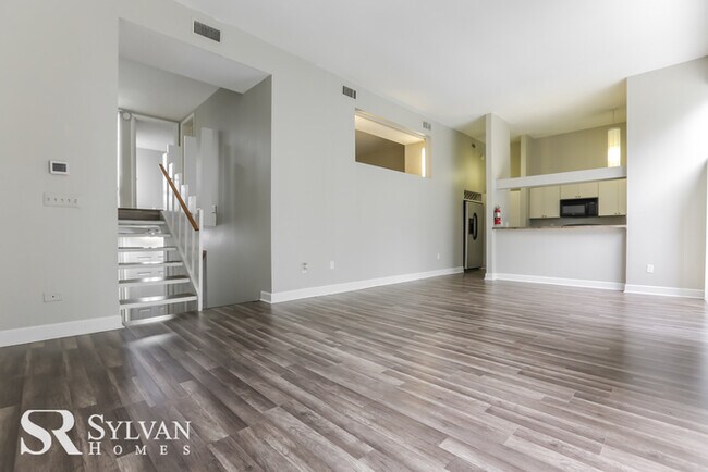Foto del edificio - Move-in ready charming 4BR 3BA home
