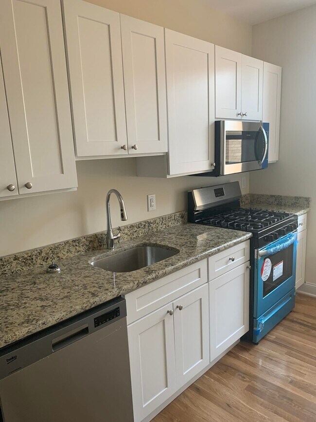 Building Photo - 8517 4th Ave