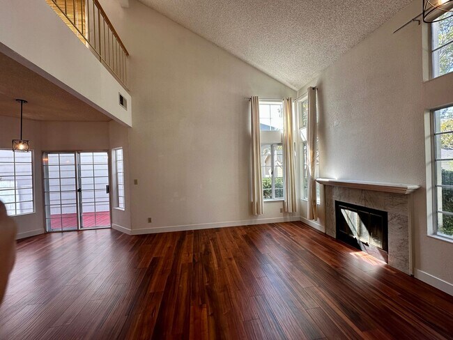 Foto del edificio - NEWARK GEM! 2 Bedroom 2 bath !