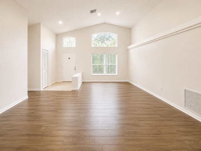 Foto del edificio - 3 Bedroom 2.5 Bath In Alafaya Woods