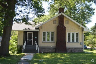 Building Photo - 101 S Garth Ave